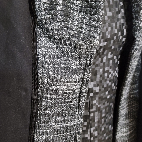 Express Jacket - Picture 4 of 11